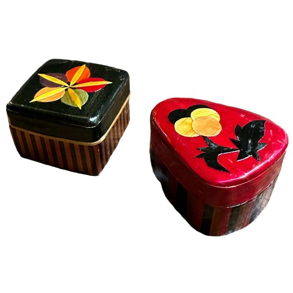 Vintage Chinese Trinket Boxes Lacquered Straw Set of Two 1.5 Inch